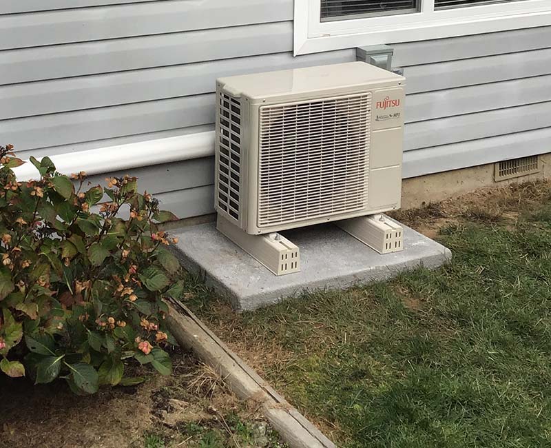Fujitsu heat pump installed at a Vancouver Island home